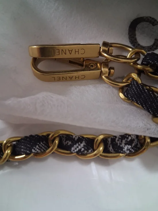 Black & Gray Logo Make Up Cosmetic Pouch with Detachable Chain Strap - Picture 4 of 4